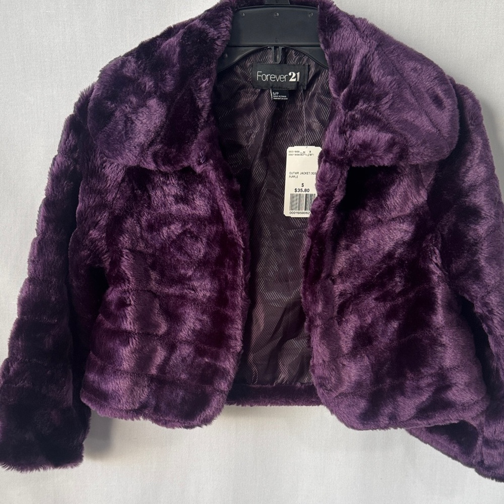 Forever 21 Plum Purple Faux Fur Cropped Jacket S/P